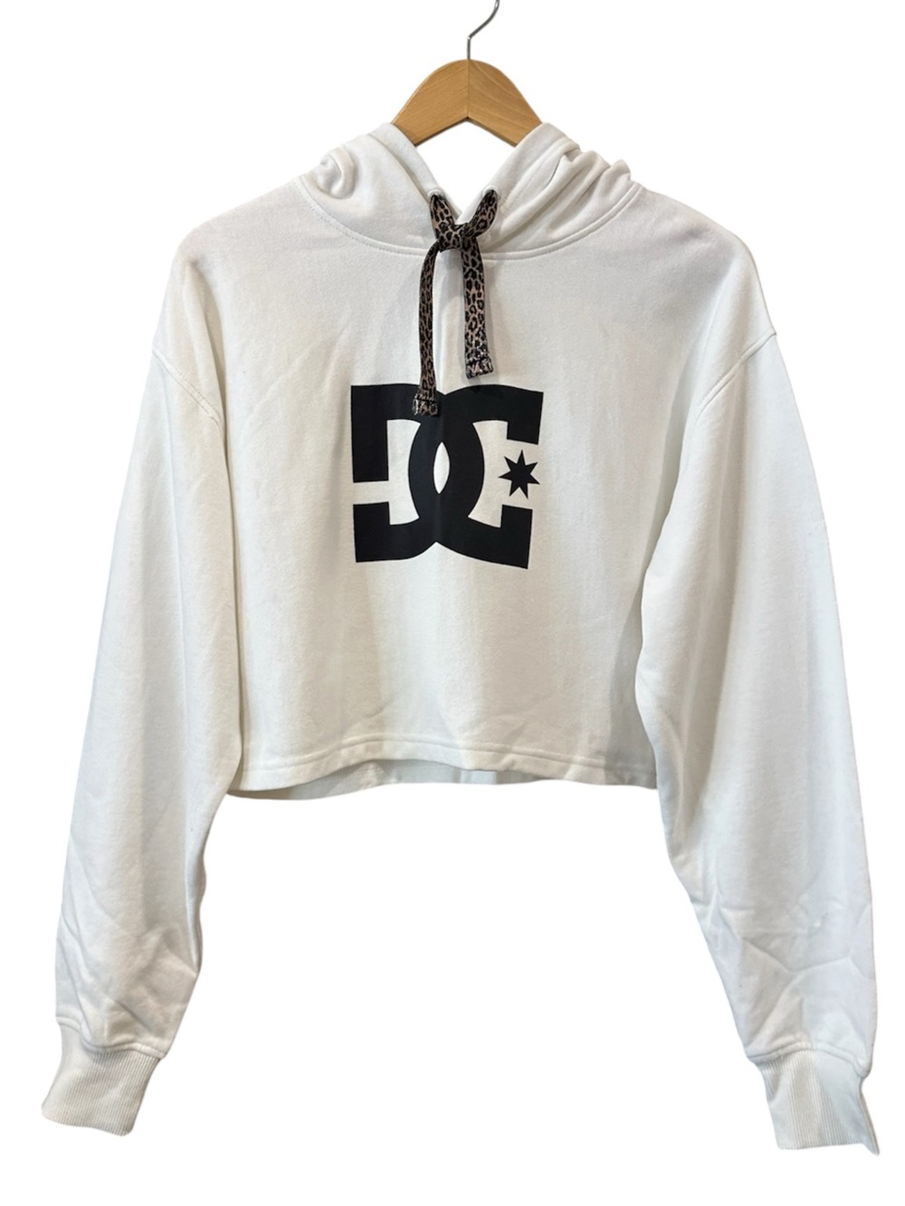 DC Star Cropped Hoodie With Black Graphic Leopard Strings Women’s Size Medium - Picture 1 of 11